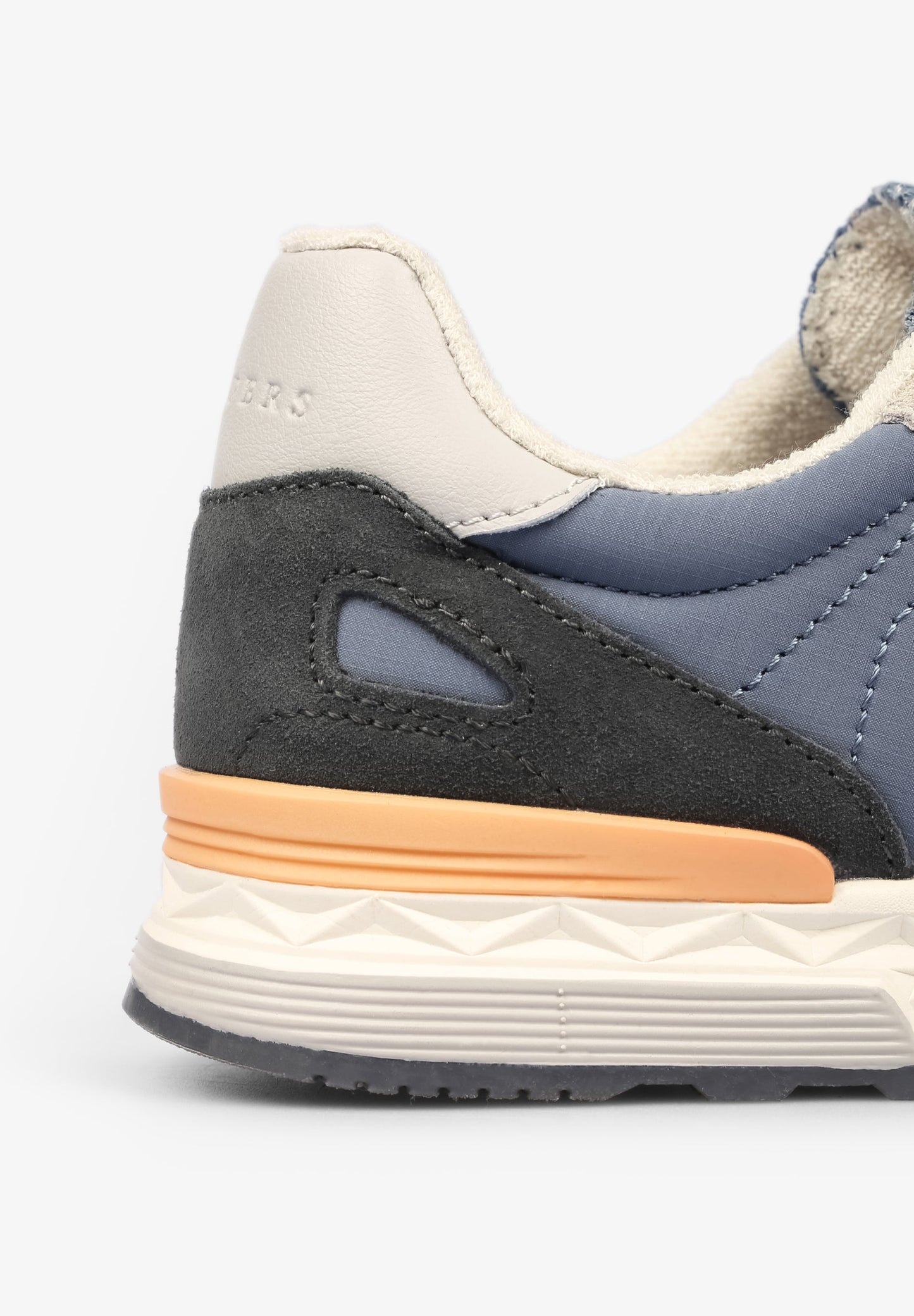 SNEAKERS WITH SIDE SKULL