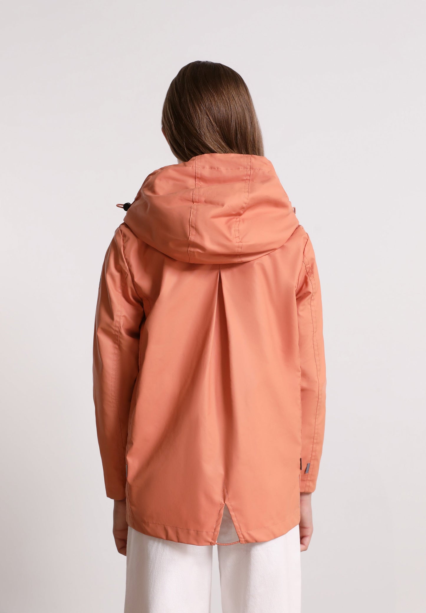 LIGHTWEIGHT RAIN JACKET