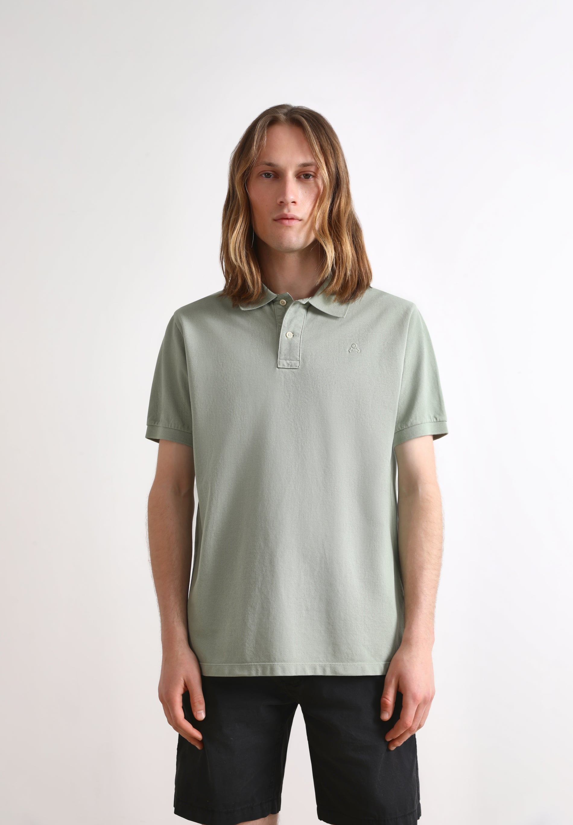 BASIC POLO SHIRT WITH SKULL DETAIL