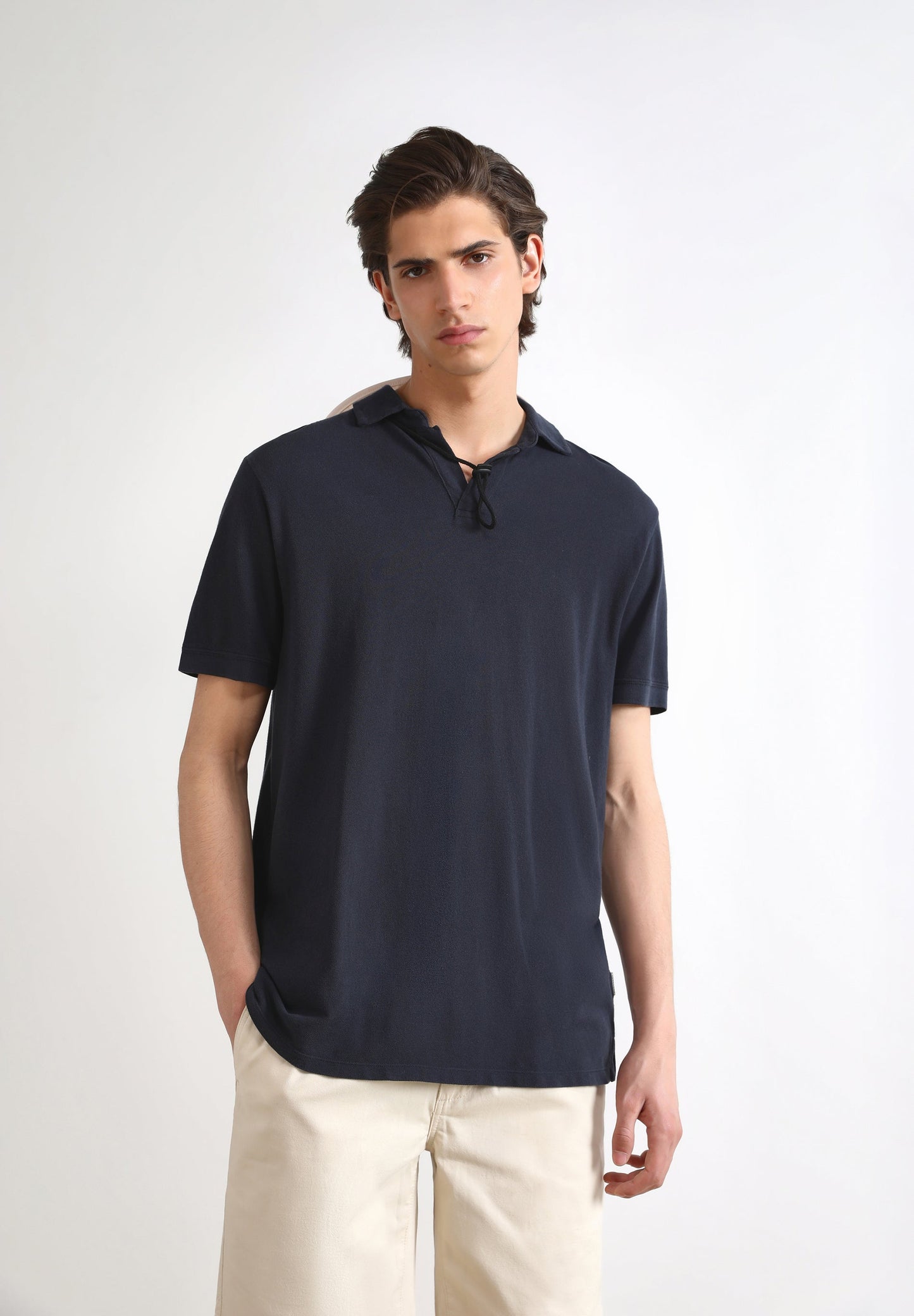 LIGHTWEIGHT PIQUÉ POLO SHIRT