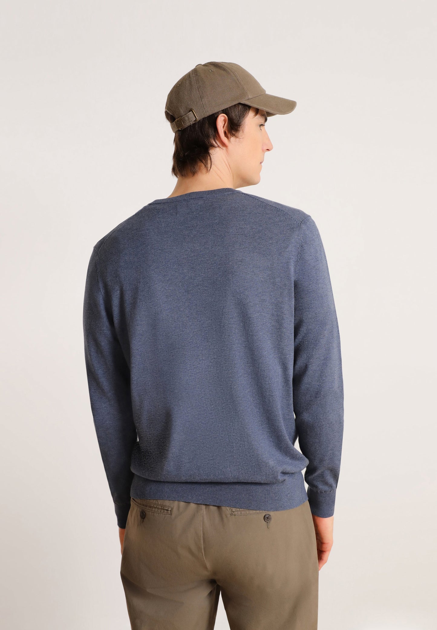 V-NECK SWEATER WITH SKULL