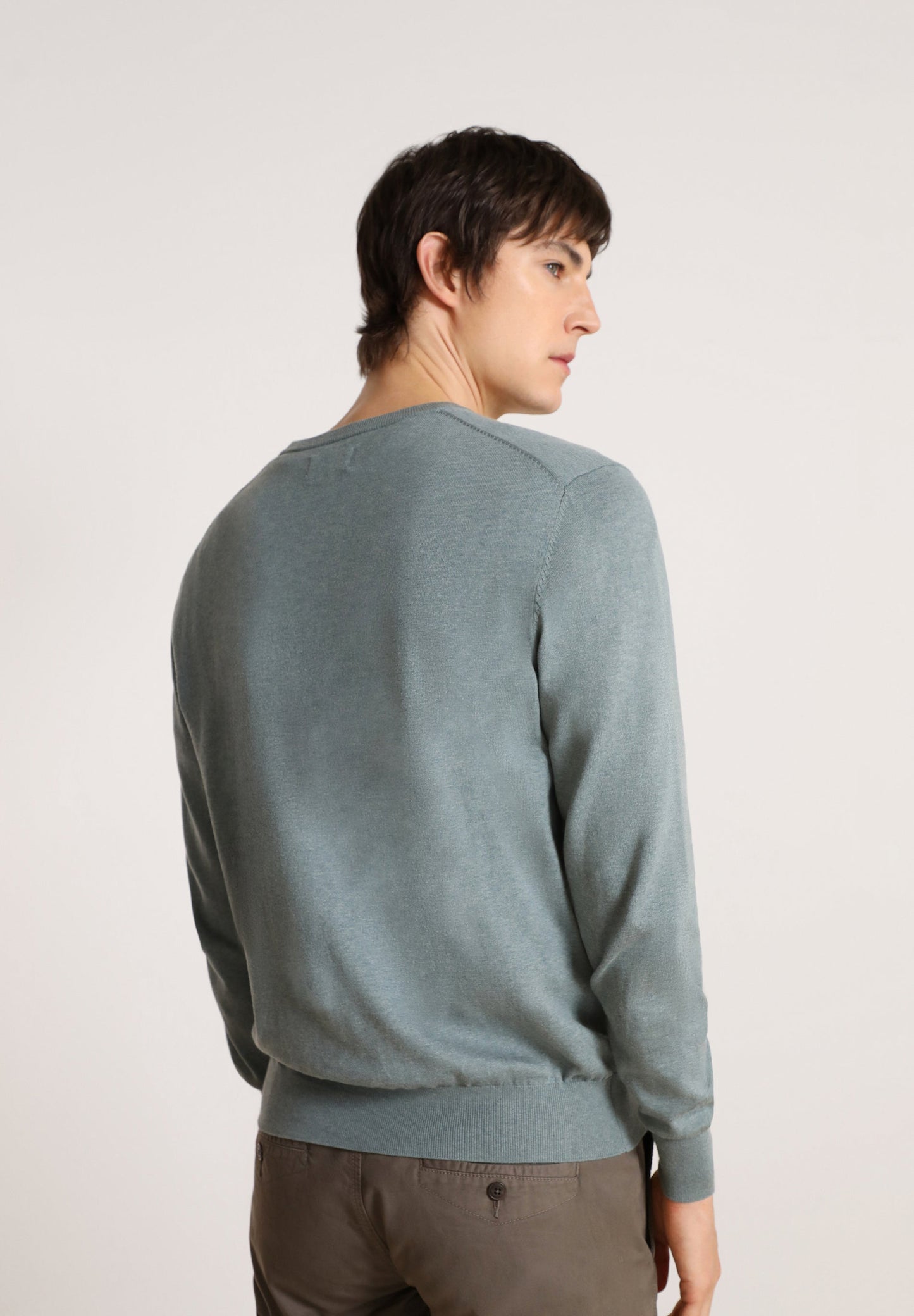 V-NECK SWEATER WITH SKULL