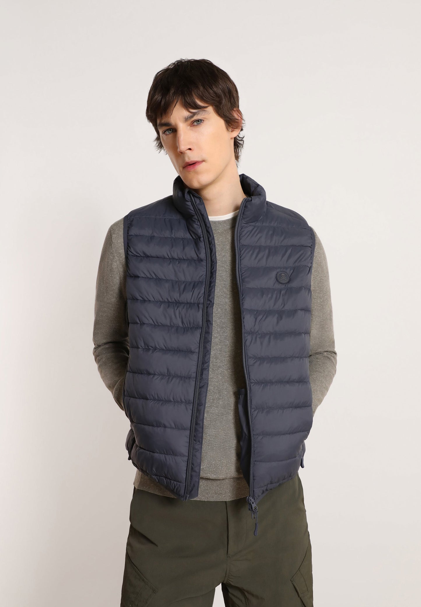 PUFFER VEST WITH SKULL