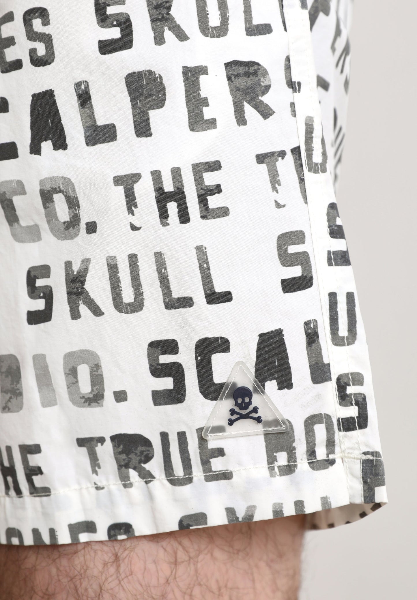 SWIMMING TRUNKS WITH TEXT PRINT