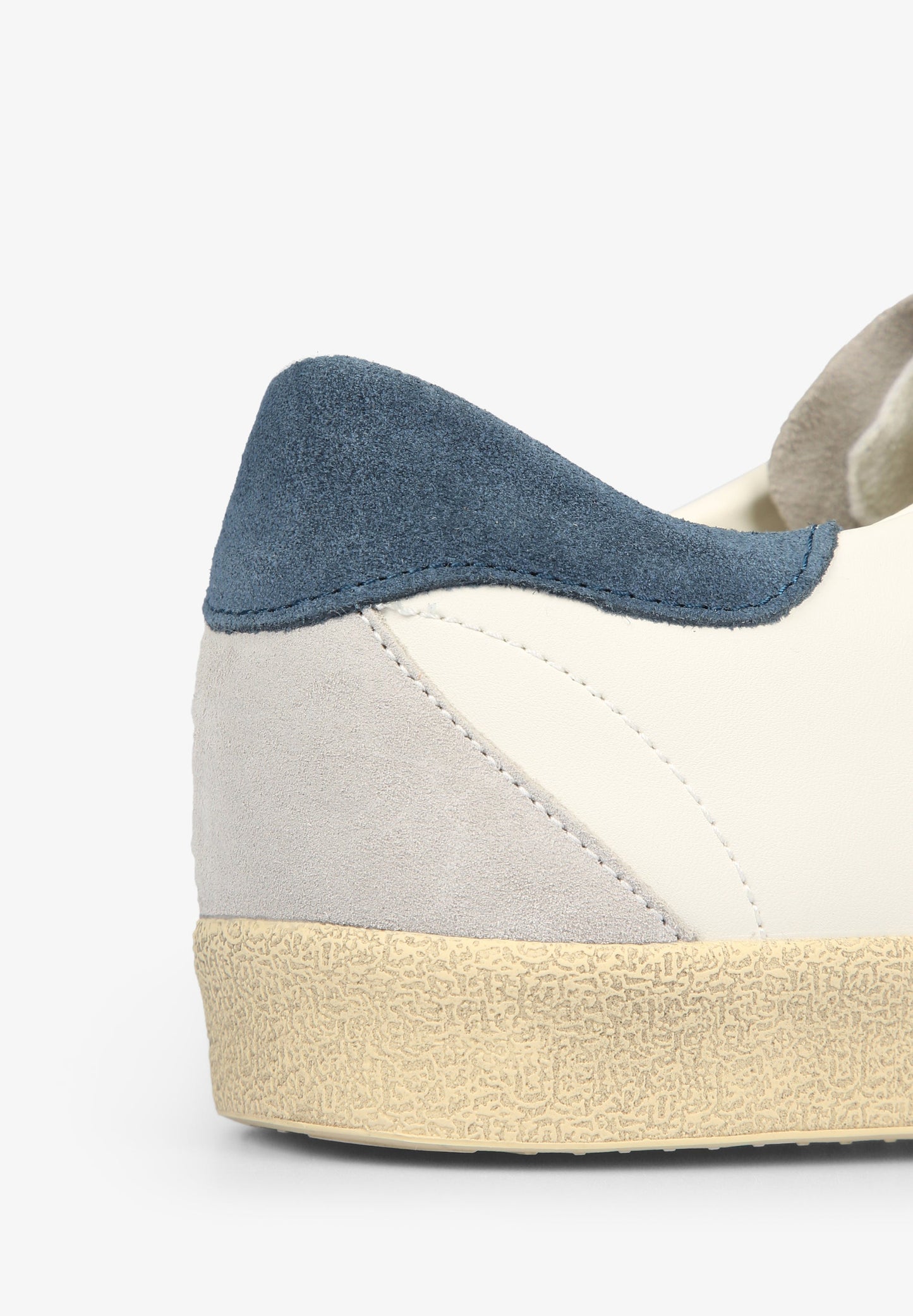 SKULL LOW TOP SNEAKERS