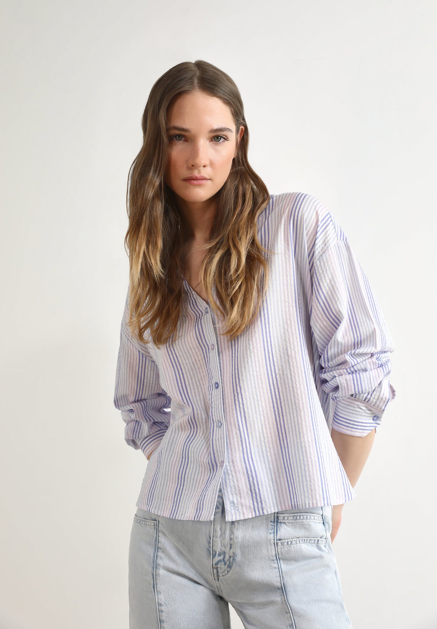 MULTICOLOURED STRIPED BLOUSE