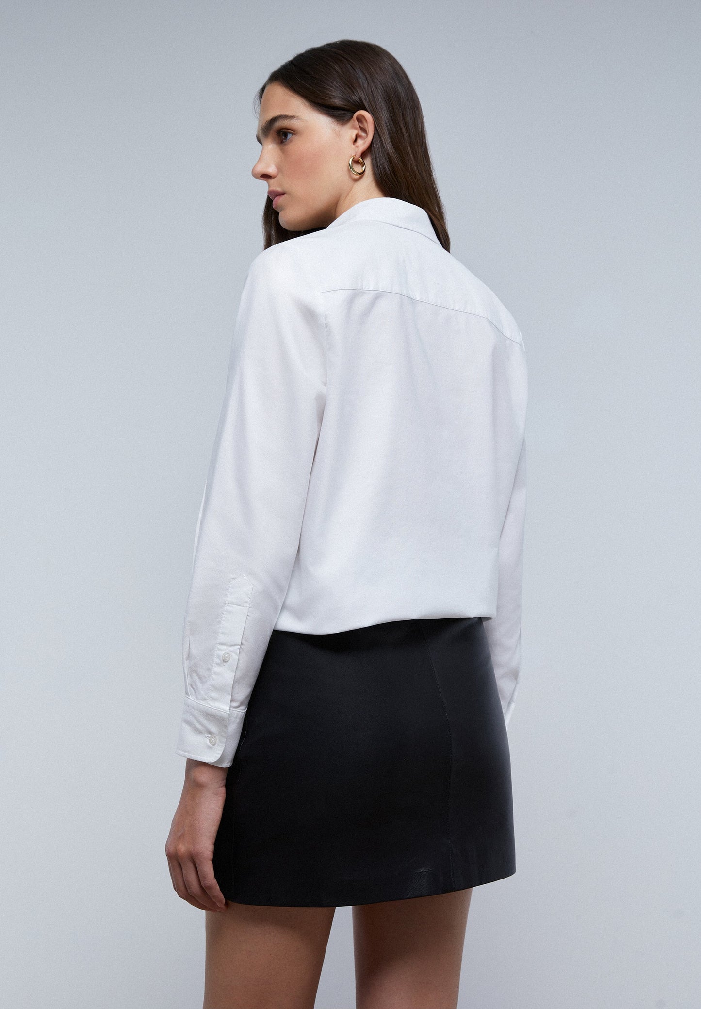 CLASSIC SHIRT WITH CHEST EMBROIDERY