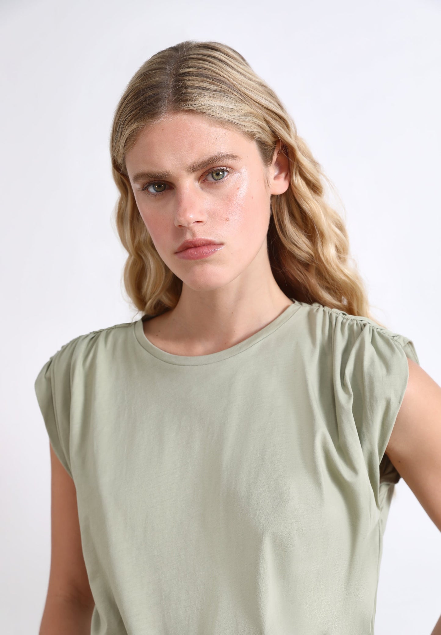 T-SHIRT WITH SHOULDER DETAIL