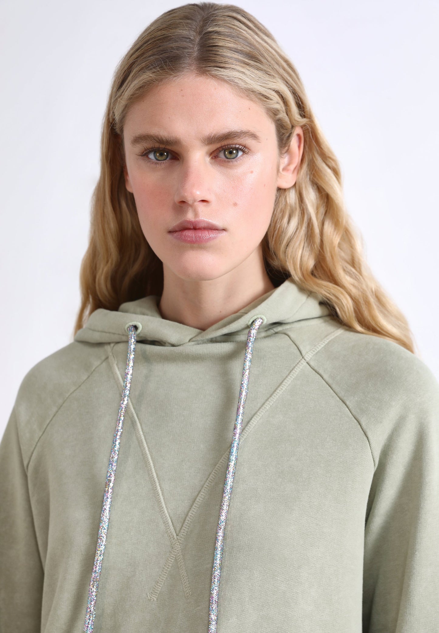 FADED SKULL SWEATSHIRT