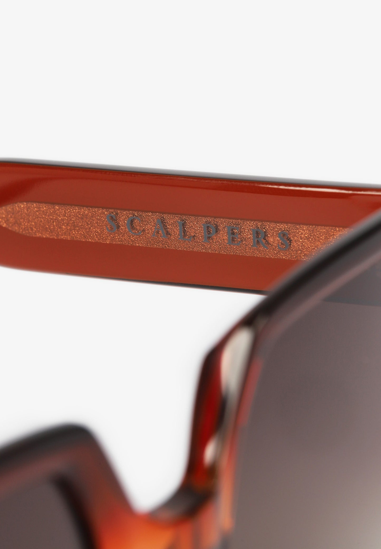 SQUARE SUNGLASSES