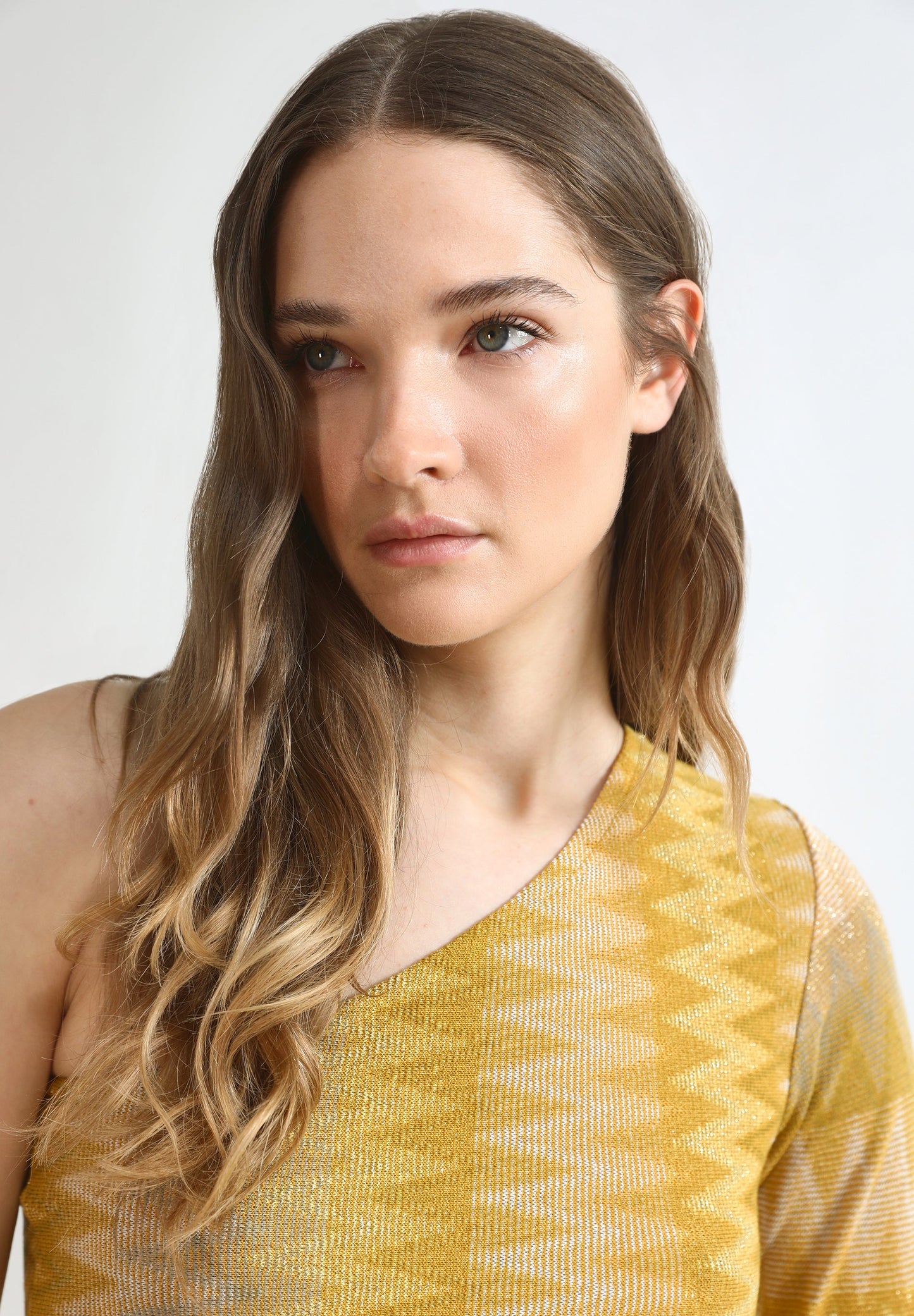 ASYMMETRIC KNIT DRESS