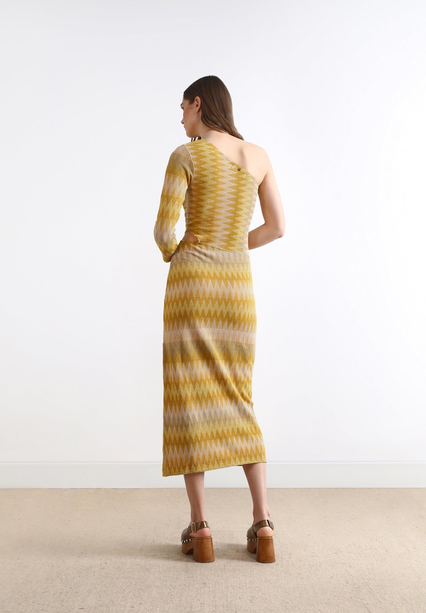 ASYMMETRIC KNIT DRESS