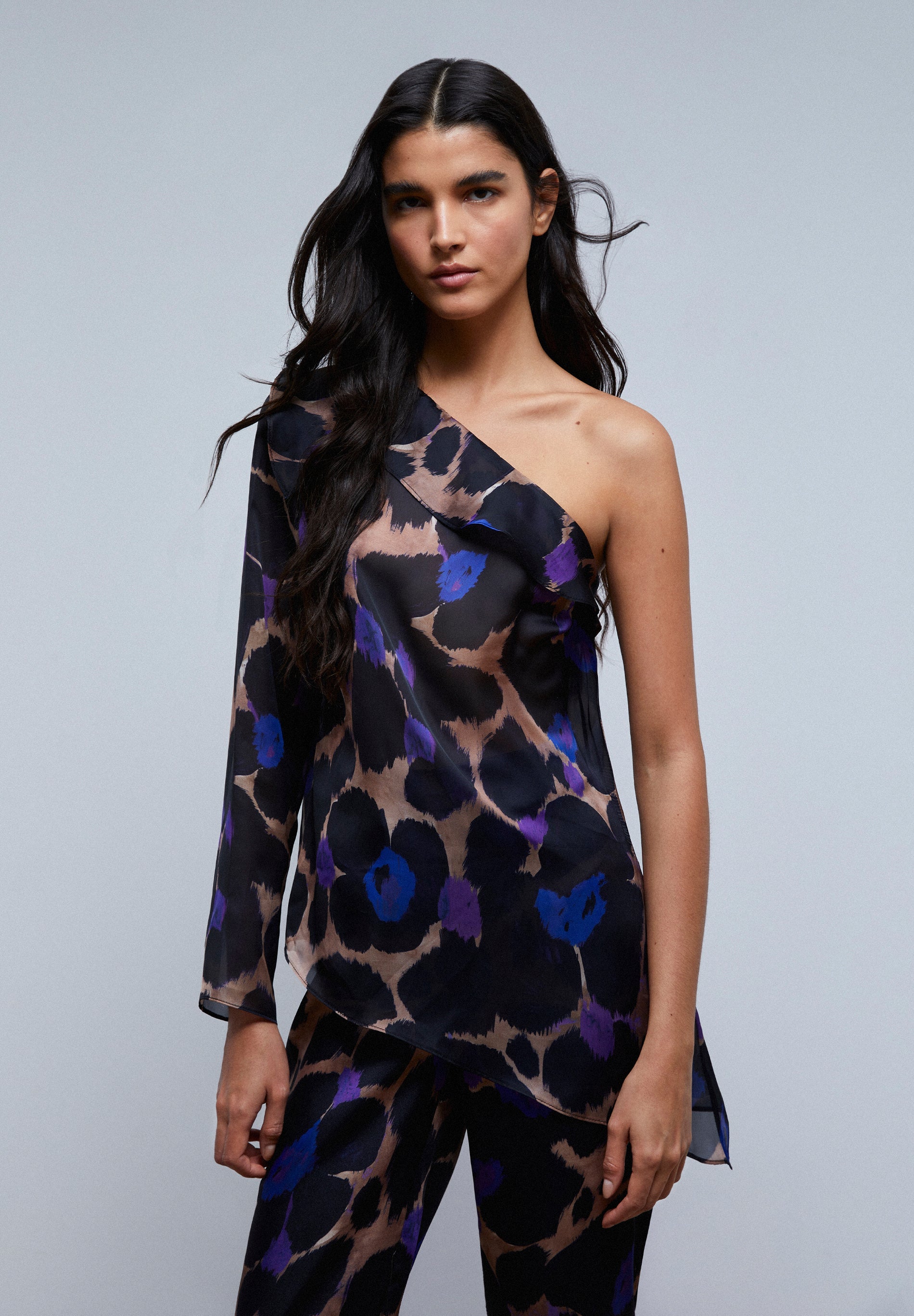 ASYMMETRIC ANIMAL PRINT BLOUSE