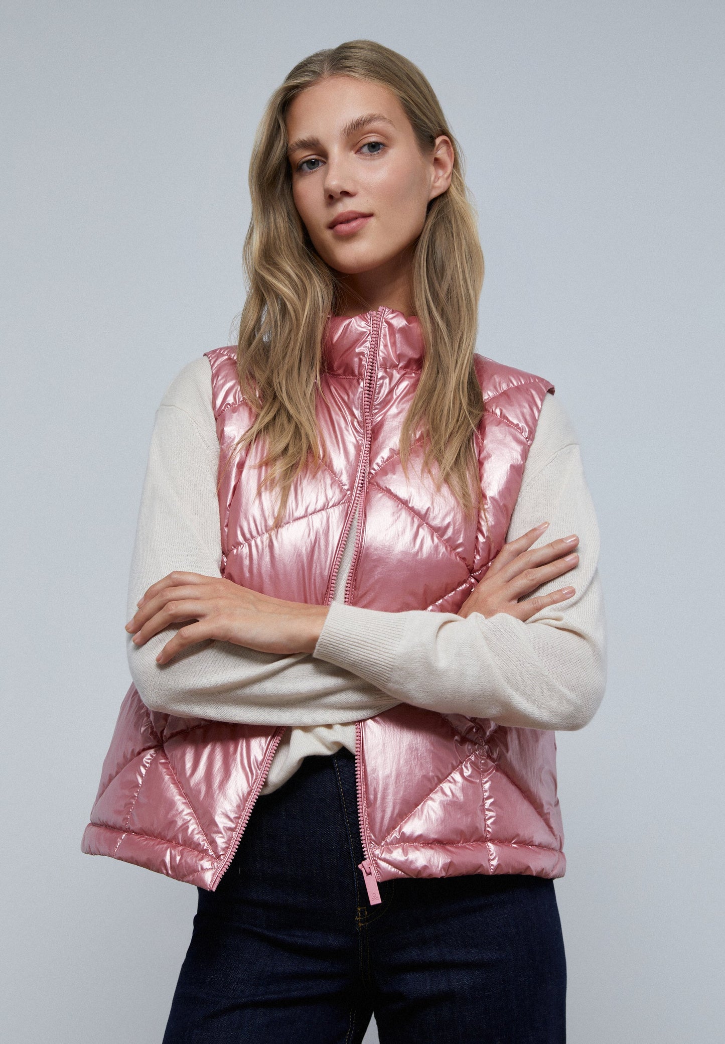 PUFFER VEST WITH HIGH COLLAR