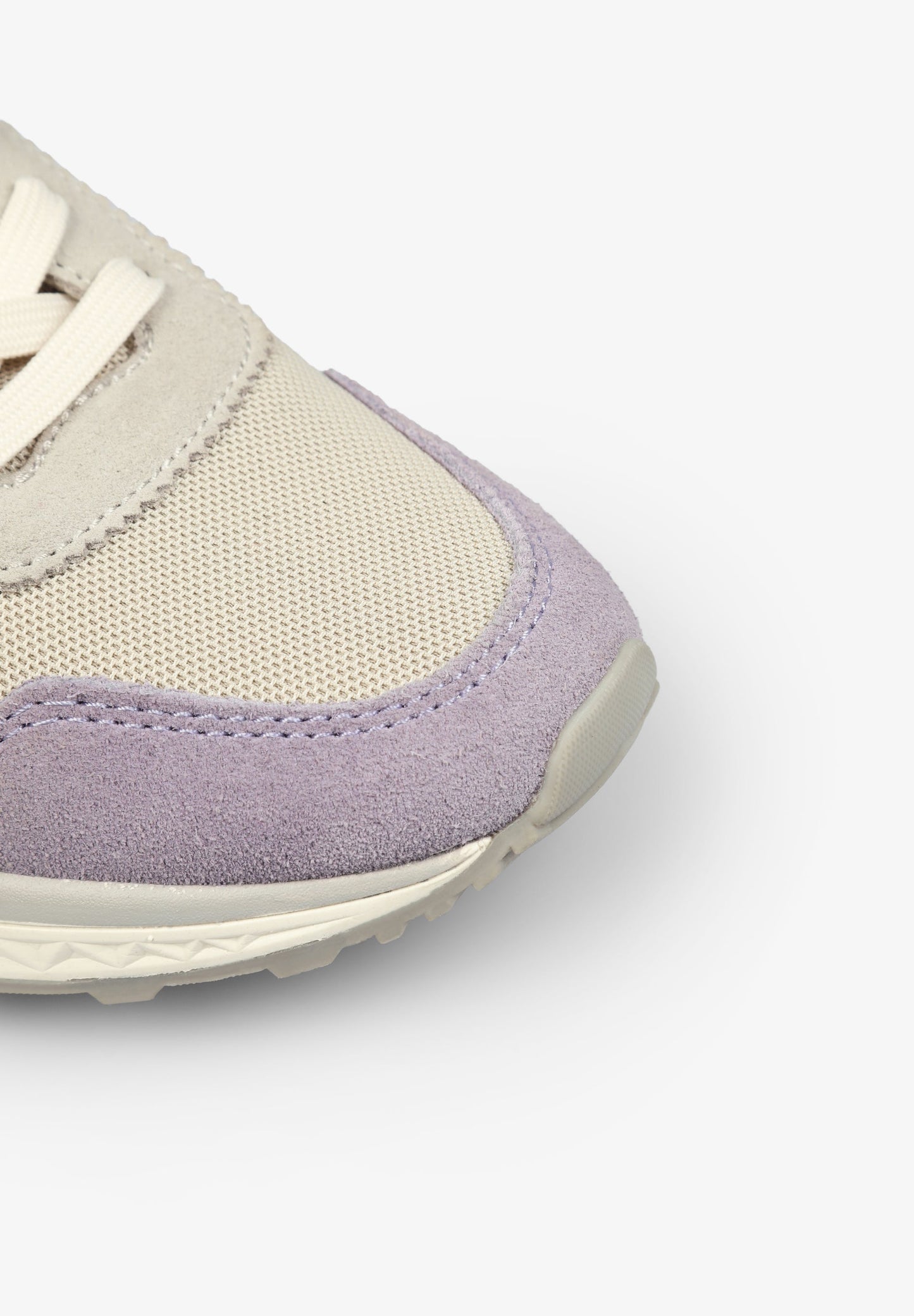 SNEAKERS WITH SIDE SKULL