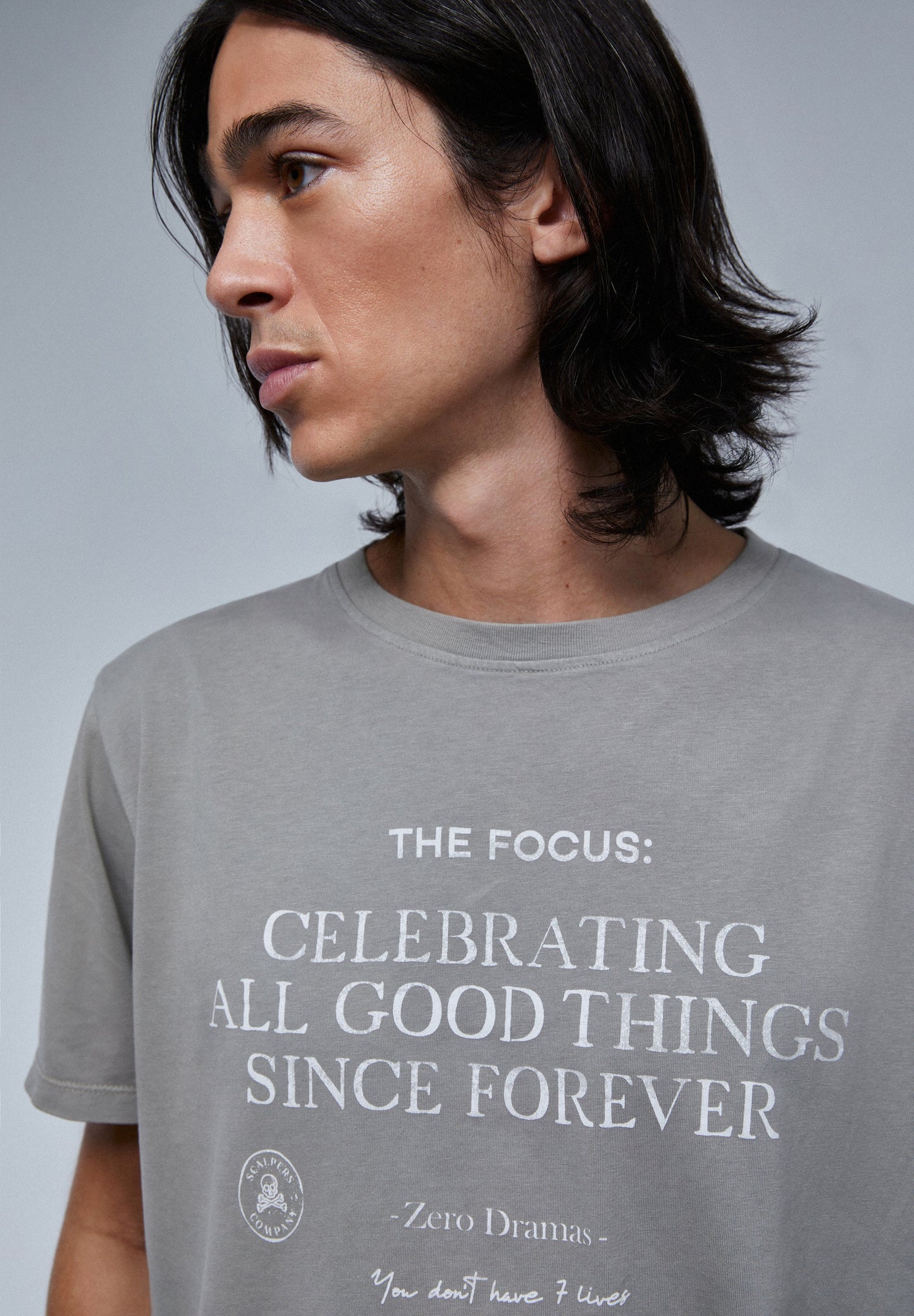 T-SHIRT WITH SLOGAN PRINT ON THE FRONT