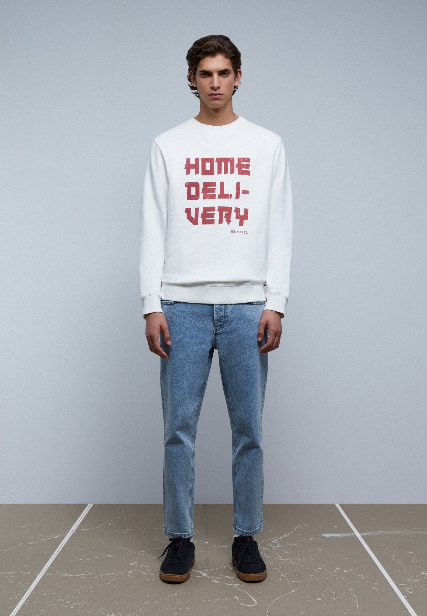 SWEATSHIRT WITH NECKLINE DETAIL