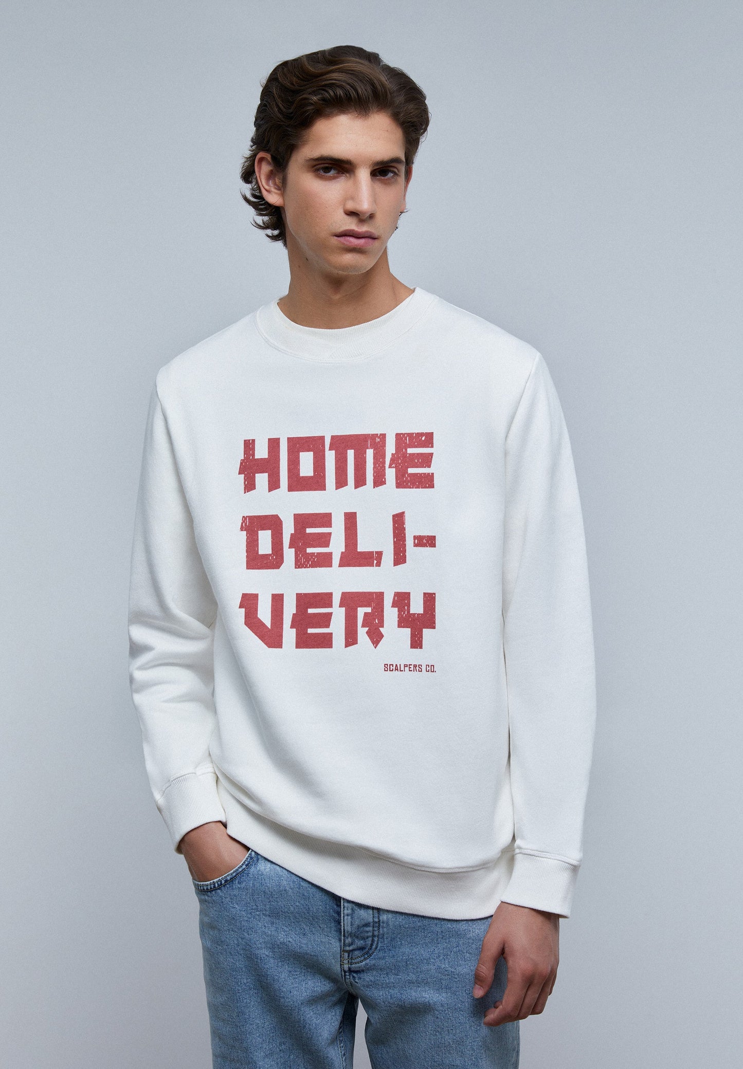 SWEATSHIRT WITH NECKLINE DETAIL