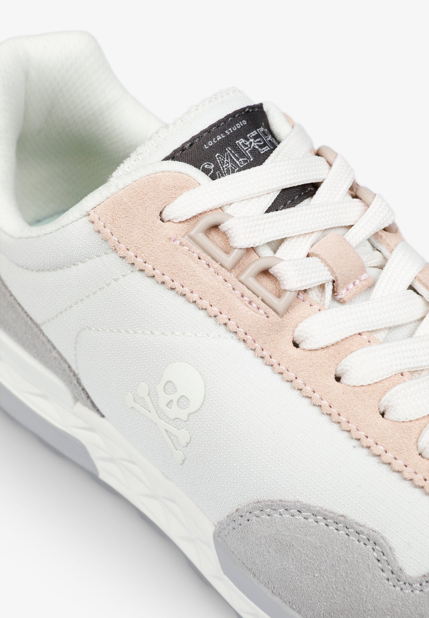SNEAKERS WITH SIDE SKULL