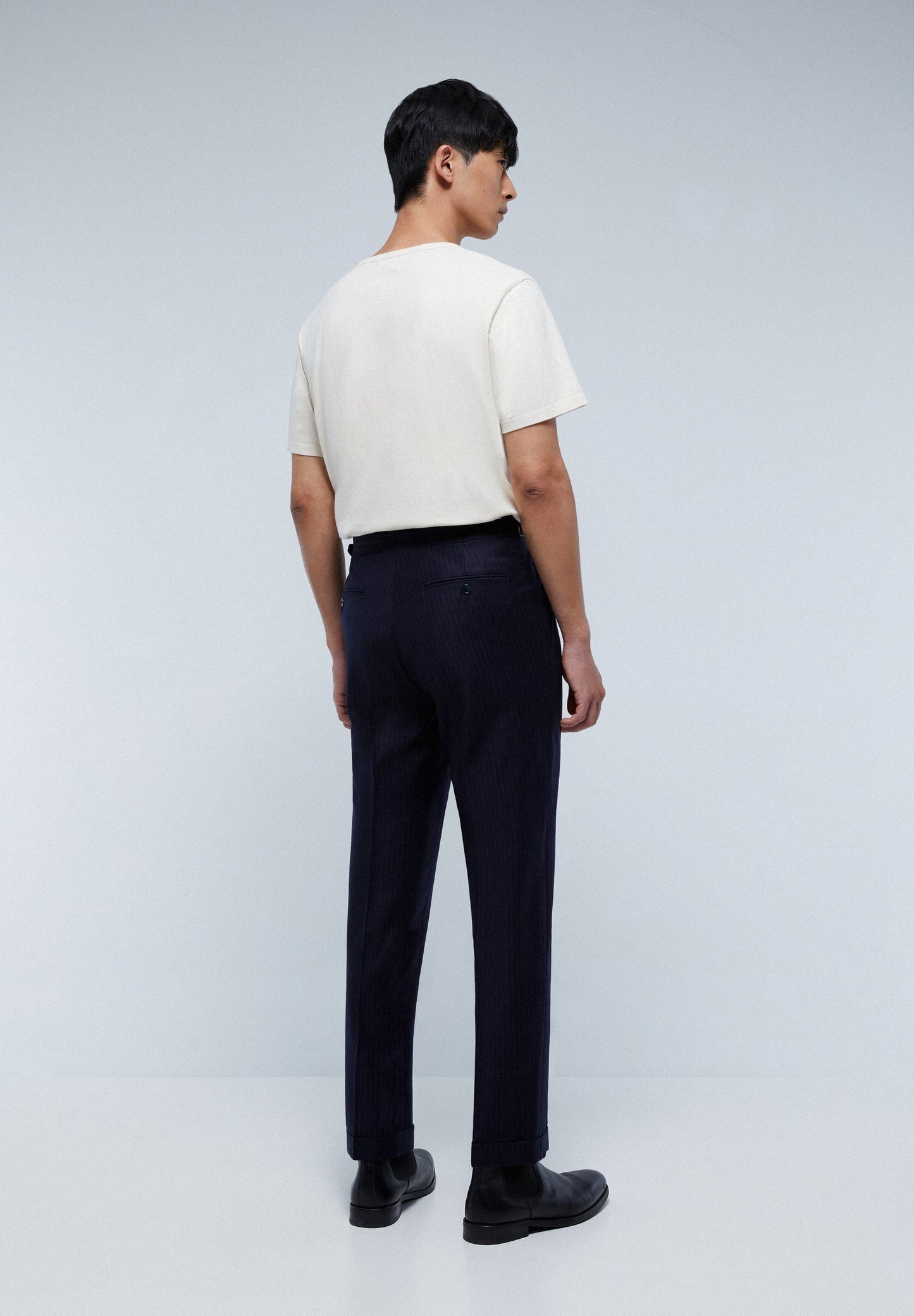 PREMIUM PINSTRIPED SUIT