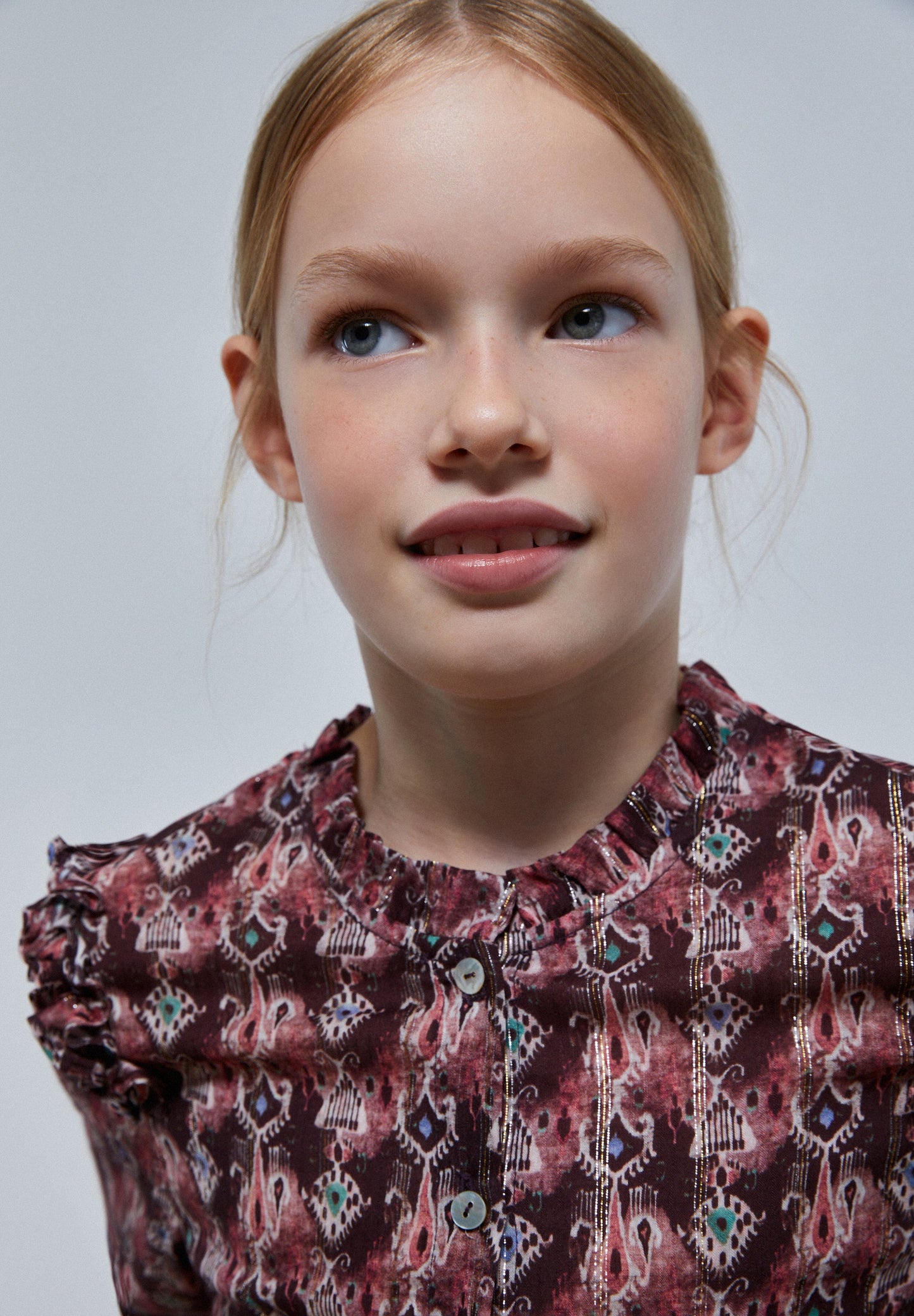 PRINT BLOUSE WITH FRILL