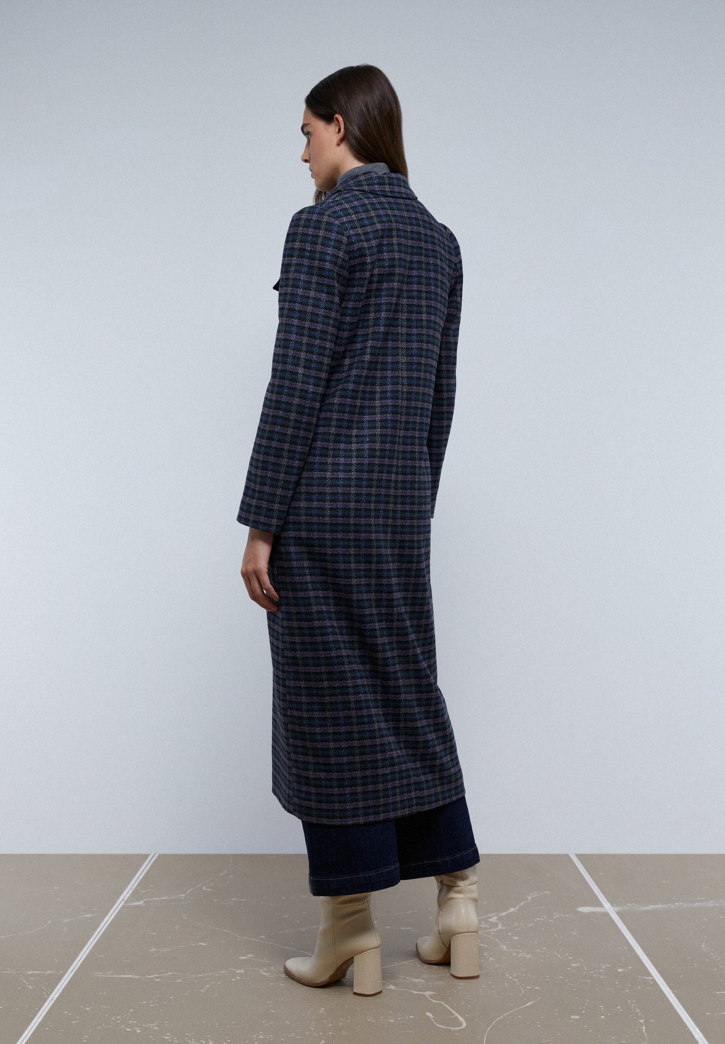 LONG CHECKED COAT WITH POCKETS