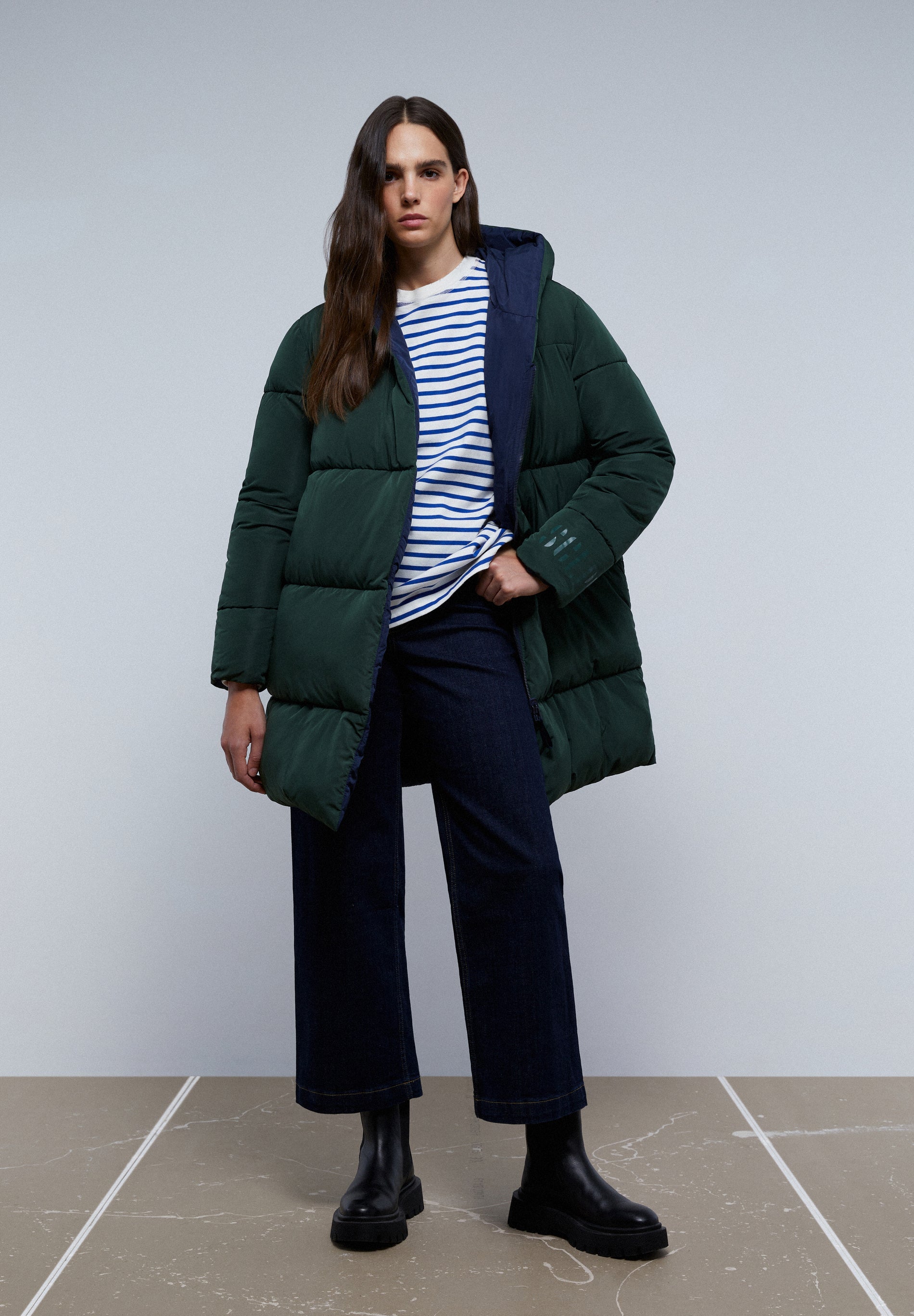 LONG REVERSIBLE QUILTED COAT