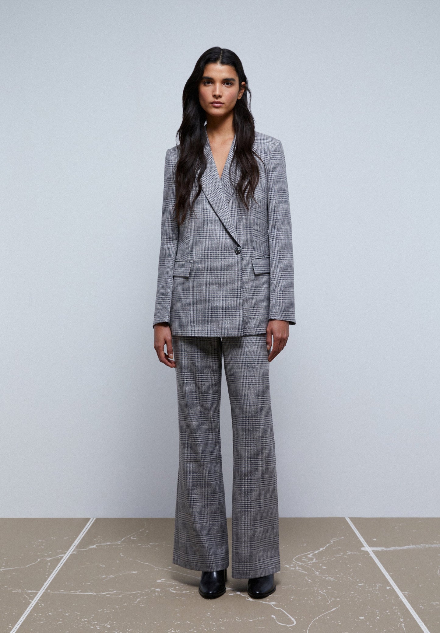 DOUBLE-BREASTED CHECK BLAZER WITH BUTTON