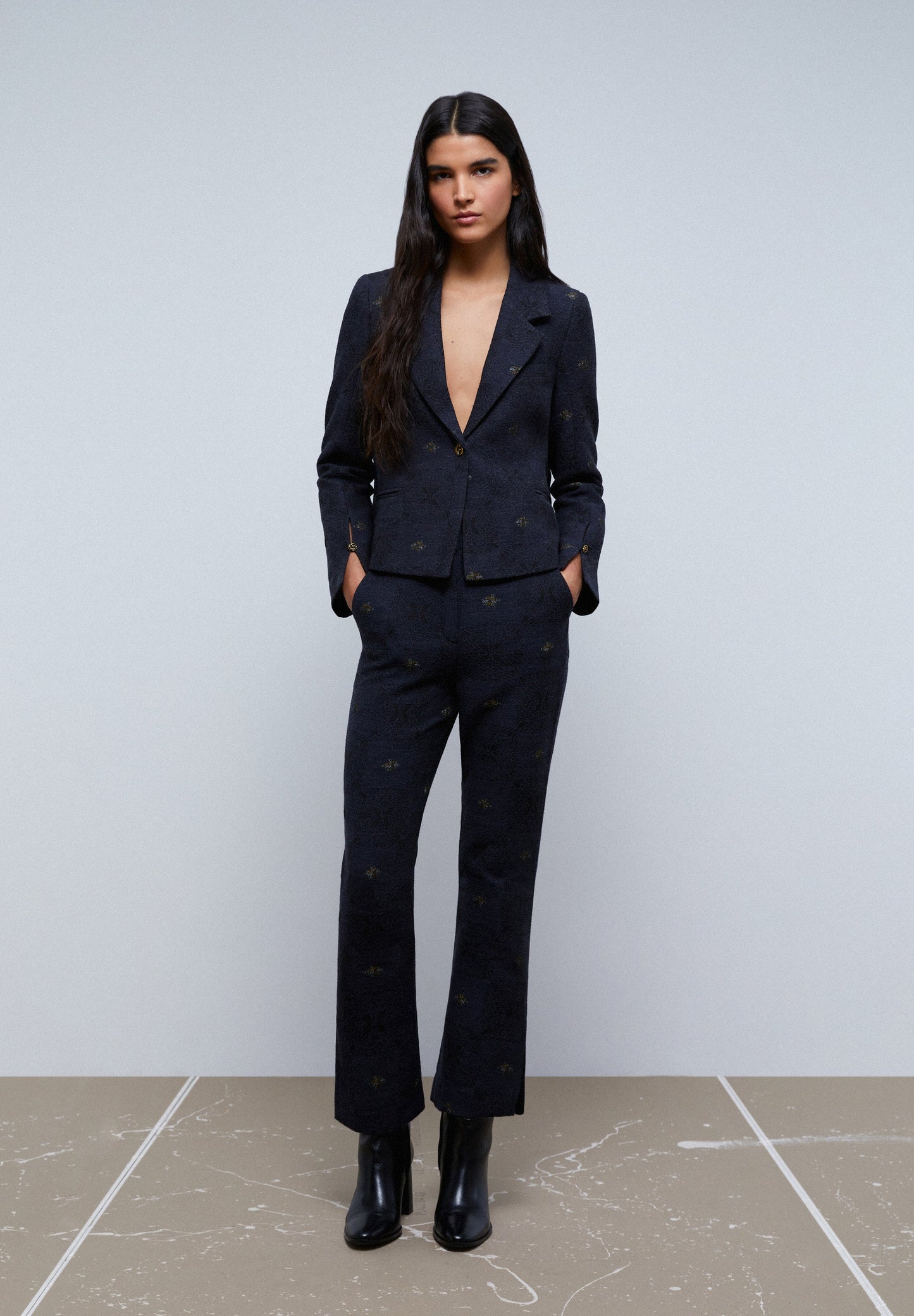 BLAZER WITH SLEEVE OPENING