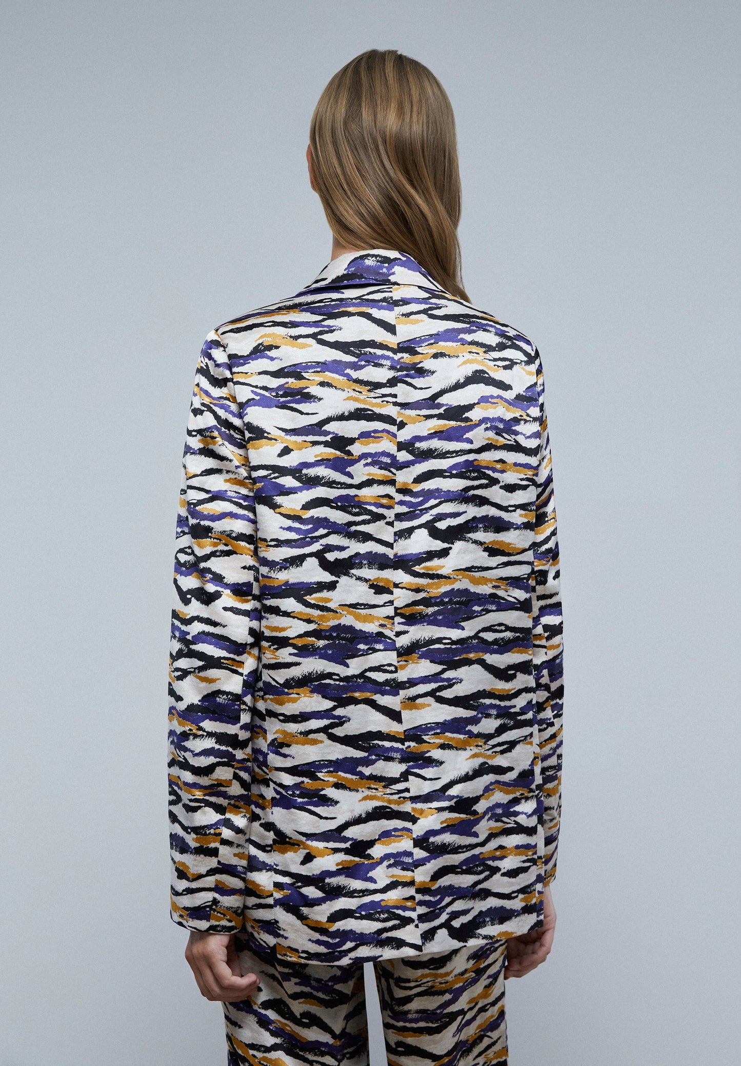 ANIMAL PRINT BLAZER