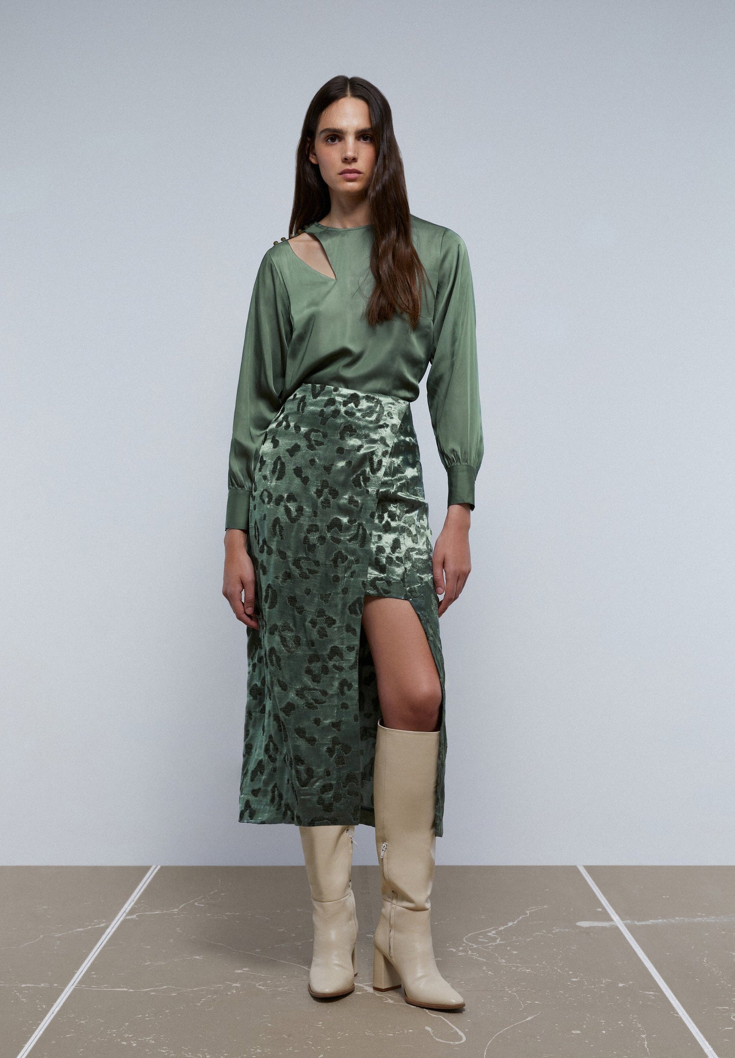 SATIN BLOUSE WITH SHOULDER SLIT