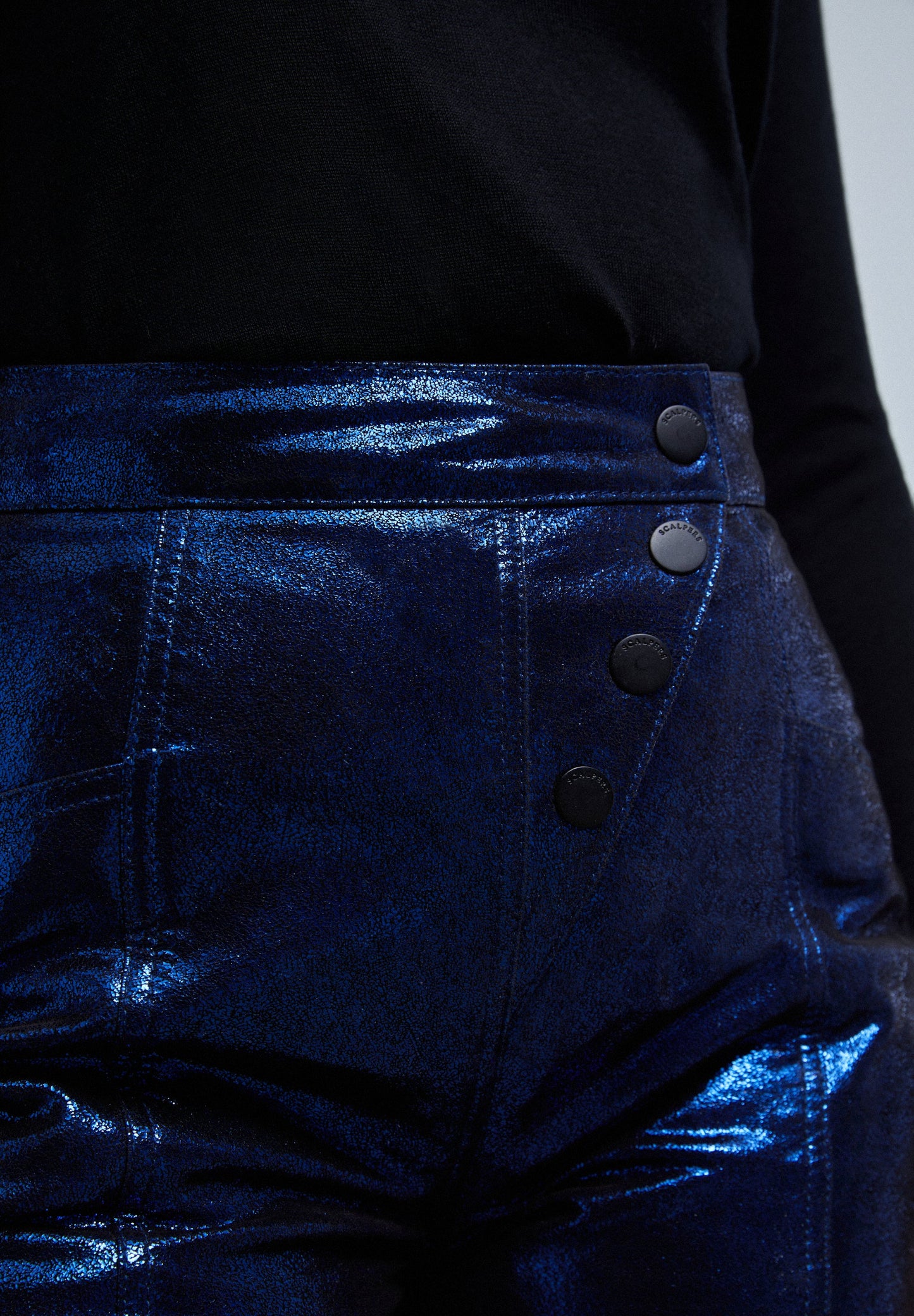 METALLIC FLARED TROUSERS