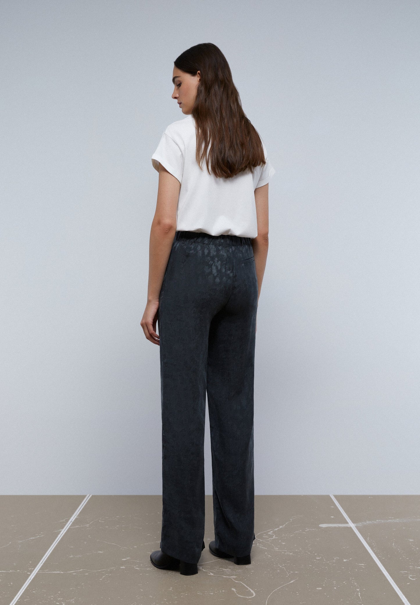 ANIMAL PRINT TROUSERS WITH DARTS