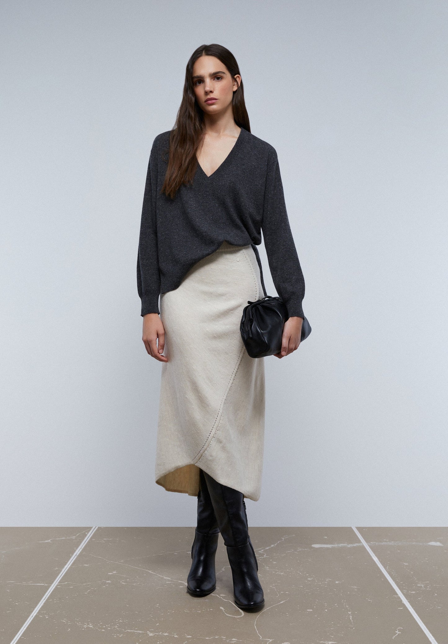 CASHMERE KNIT SWEATER