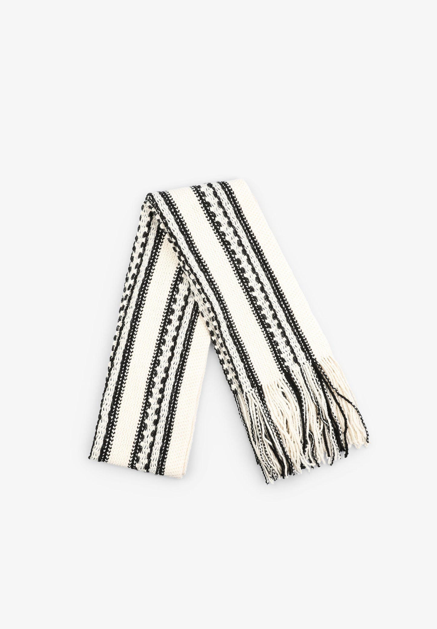 CROCHET SCARF WITH FRINGING