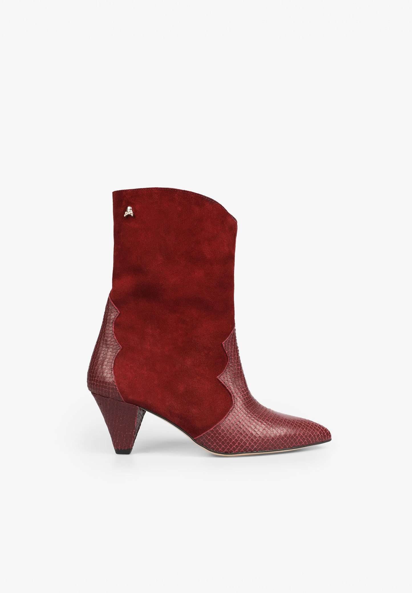 POINTED TOE COWBOY BOOTS