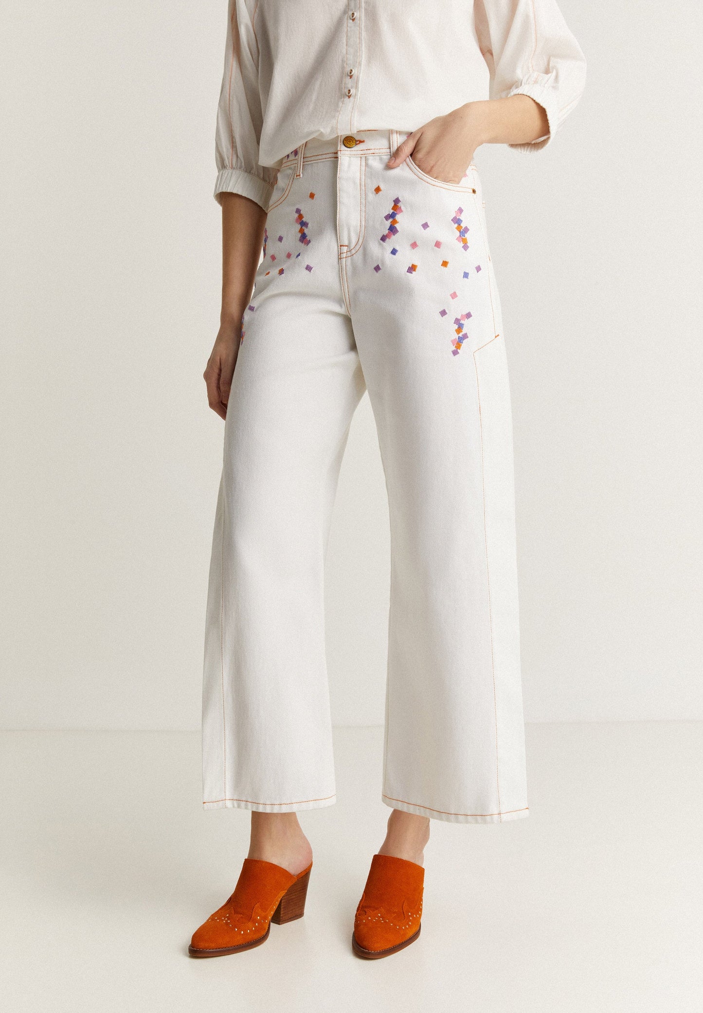CULOTTE JEANS WITH EMBROIDERED DETAILS