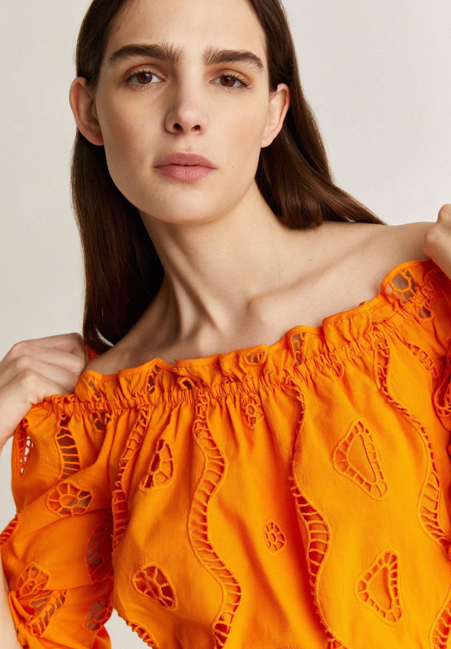 BRODERIE ANGLAISE TOP