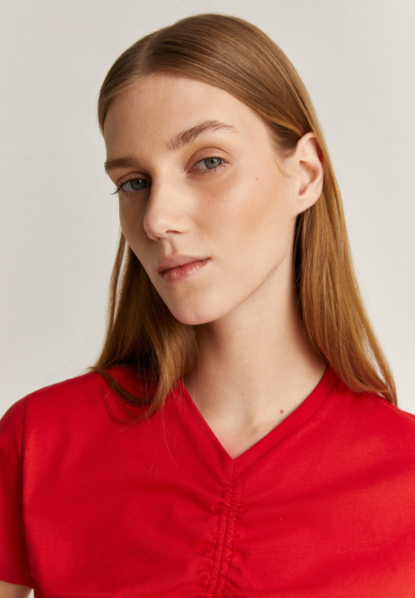 T-SHIRT WITH FRONT GATHERED DETAIL