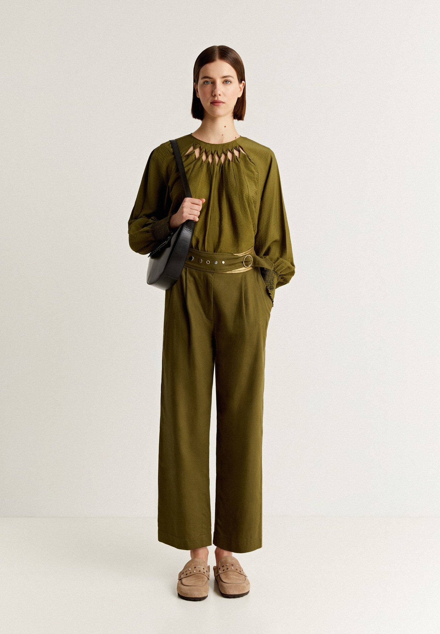 BLOUSE WITH OPENING DETAIL