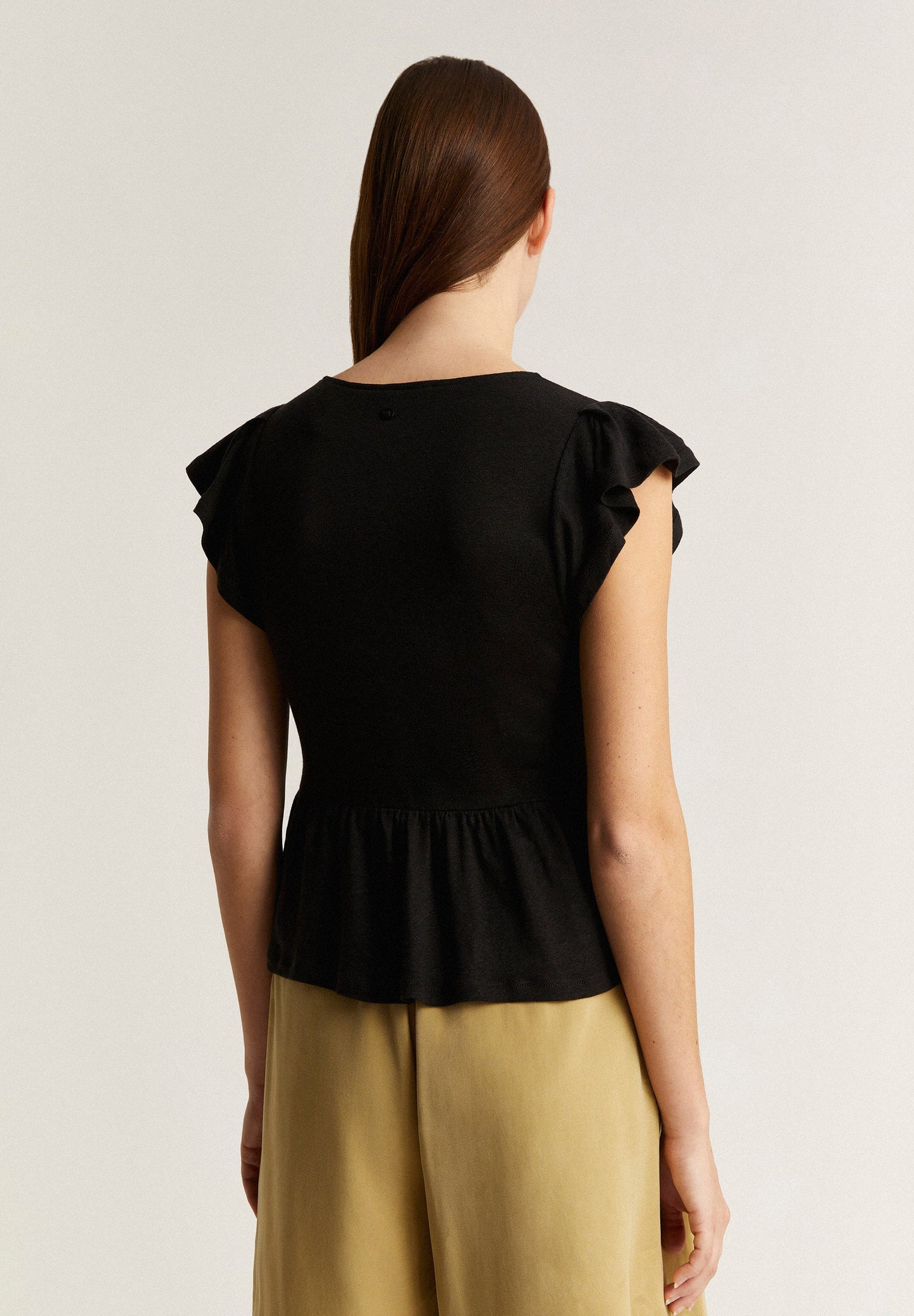 RUSTIC T-SHIRT WITH LACE FRONT