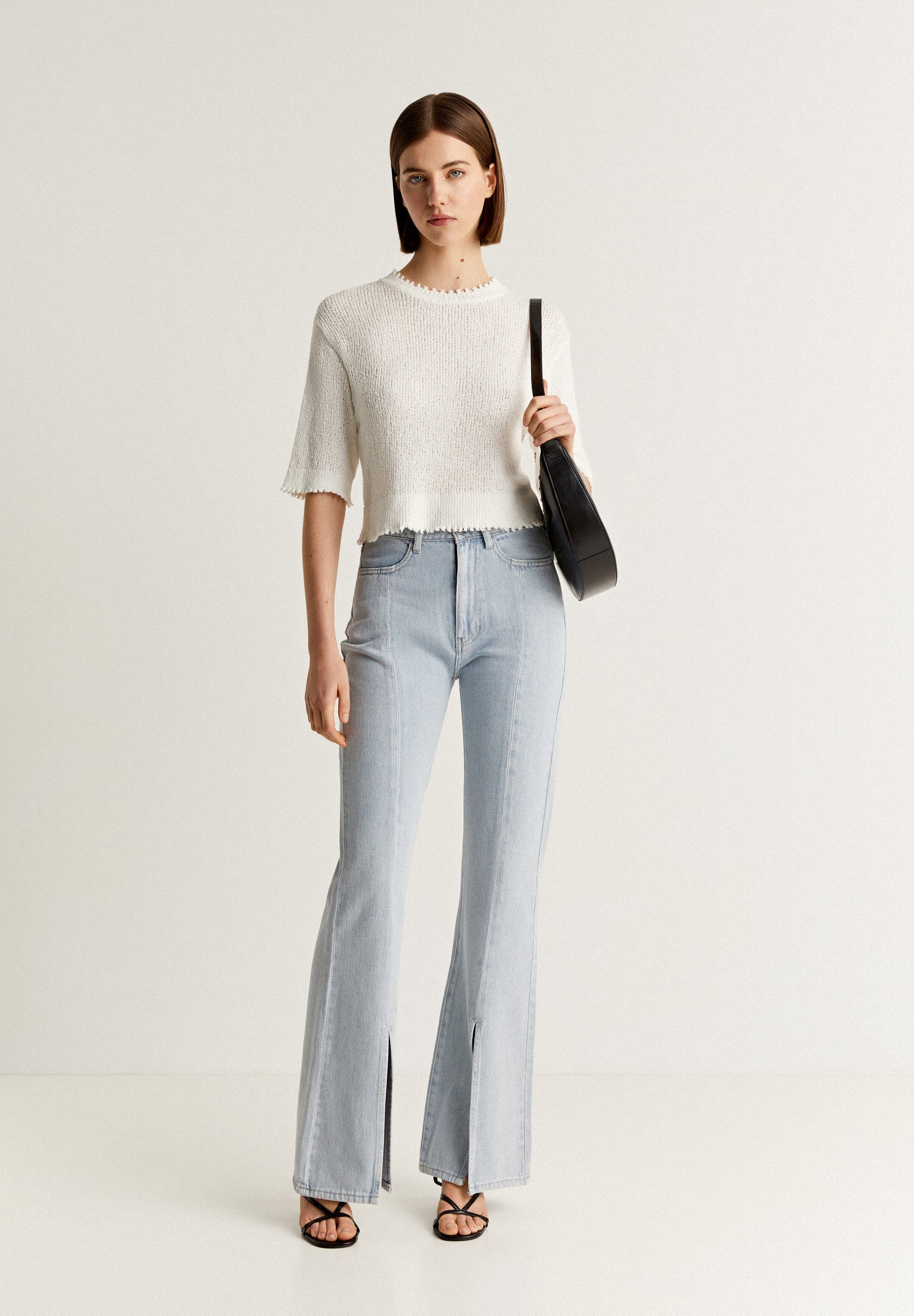 BOOT CUT JEANS WITH OPENING