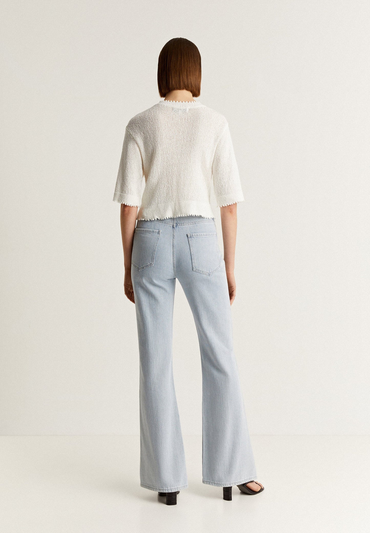 BOOT CUT JEANS WITH OPENING