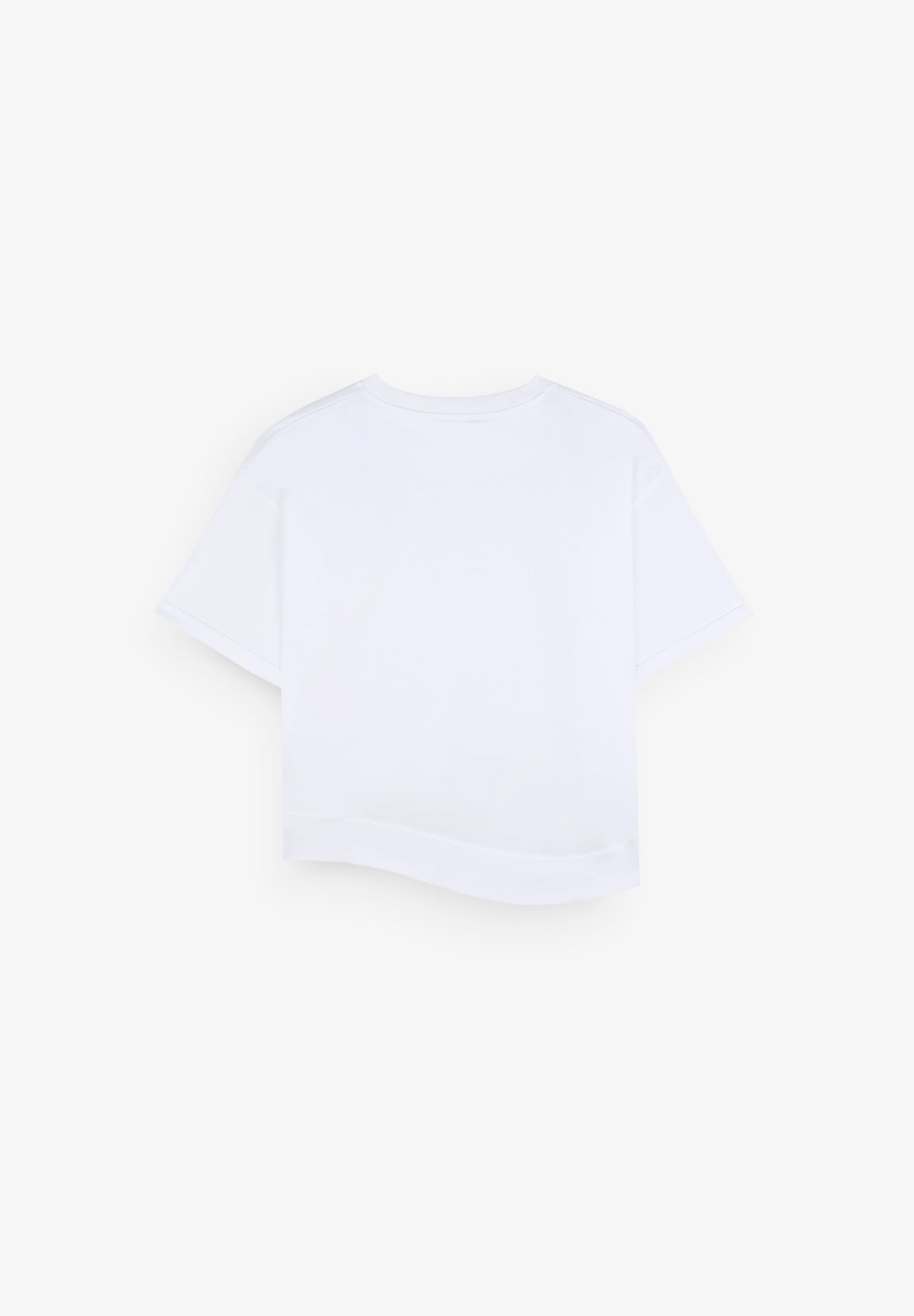 ASYMMETRIC HEM T-SHIRT