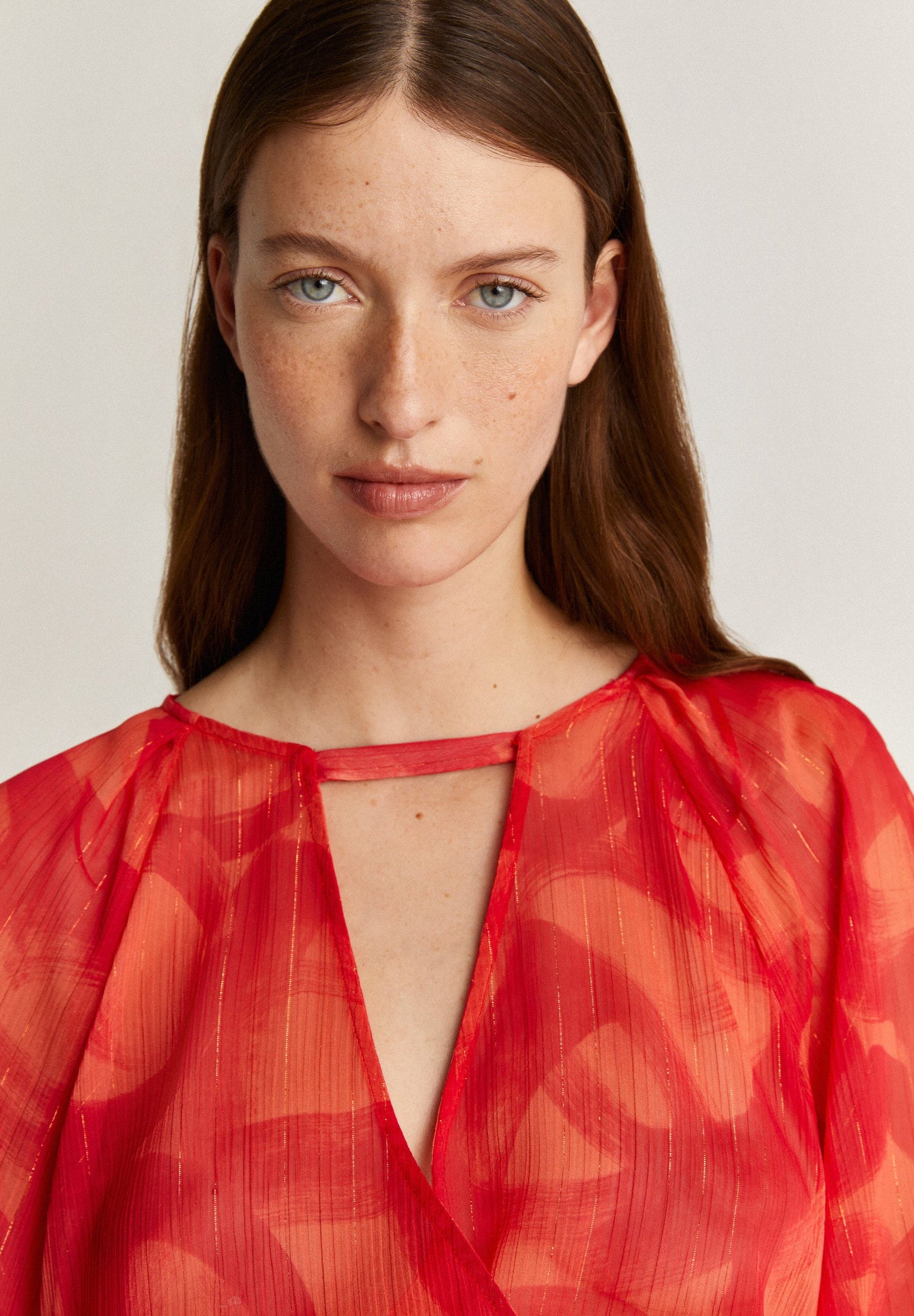 BLOUSE WITH SLIT AND LUREX