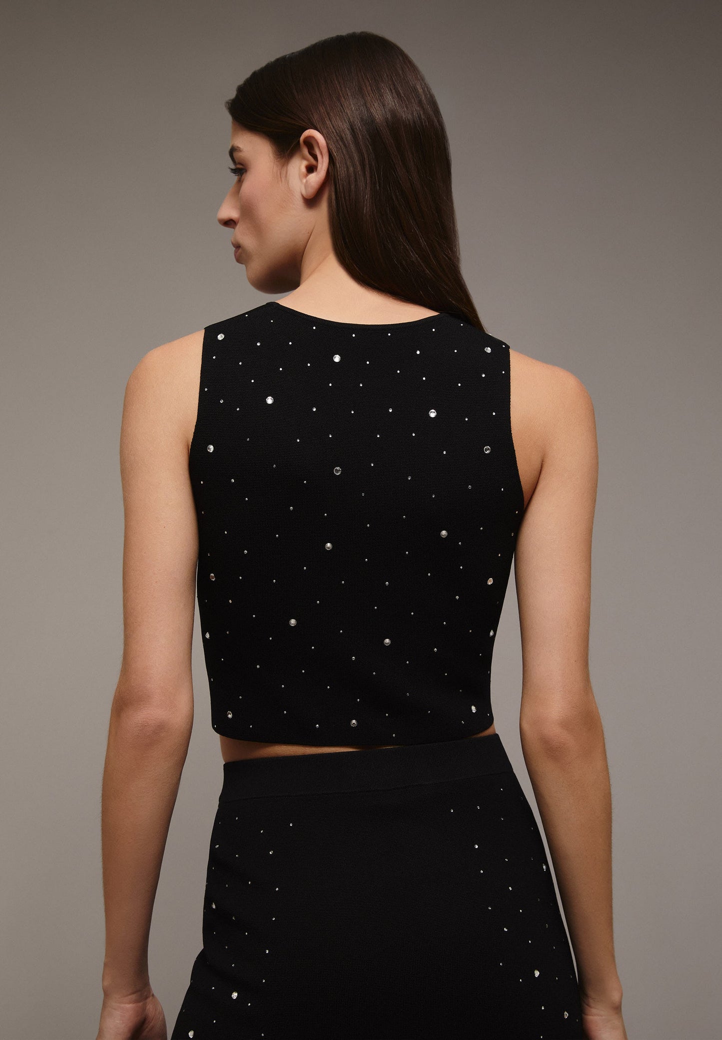 KNIT TOP WITH BEAD DETAIL