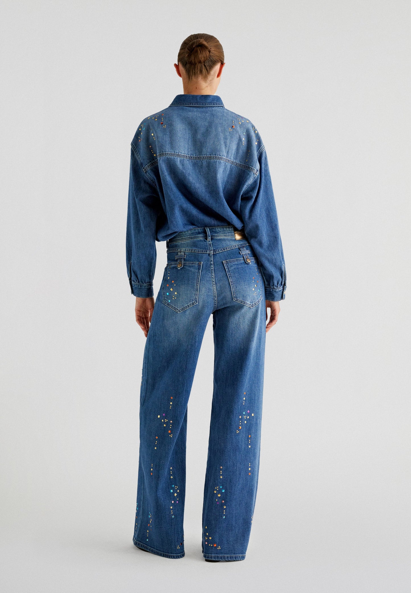 FULL LENGTH JEANS WITH STUDS