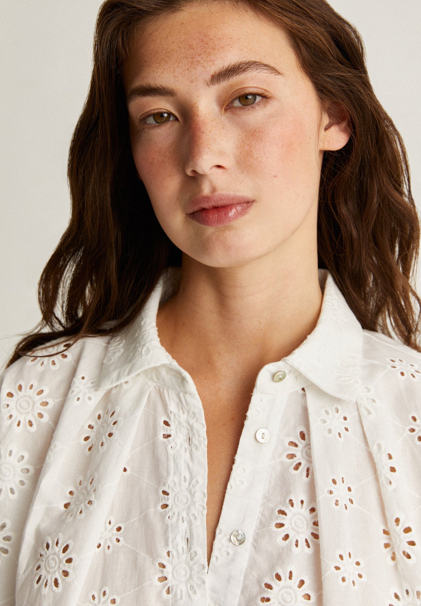 BRODERIE SHIRT