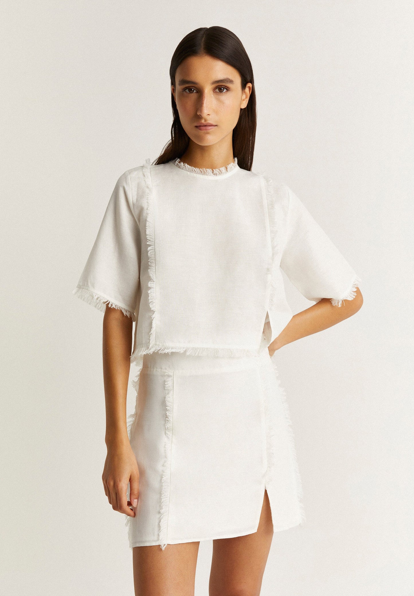 FRAYED LINEN MINI SKIRT