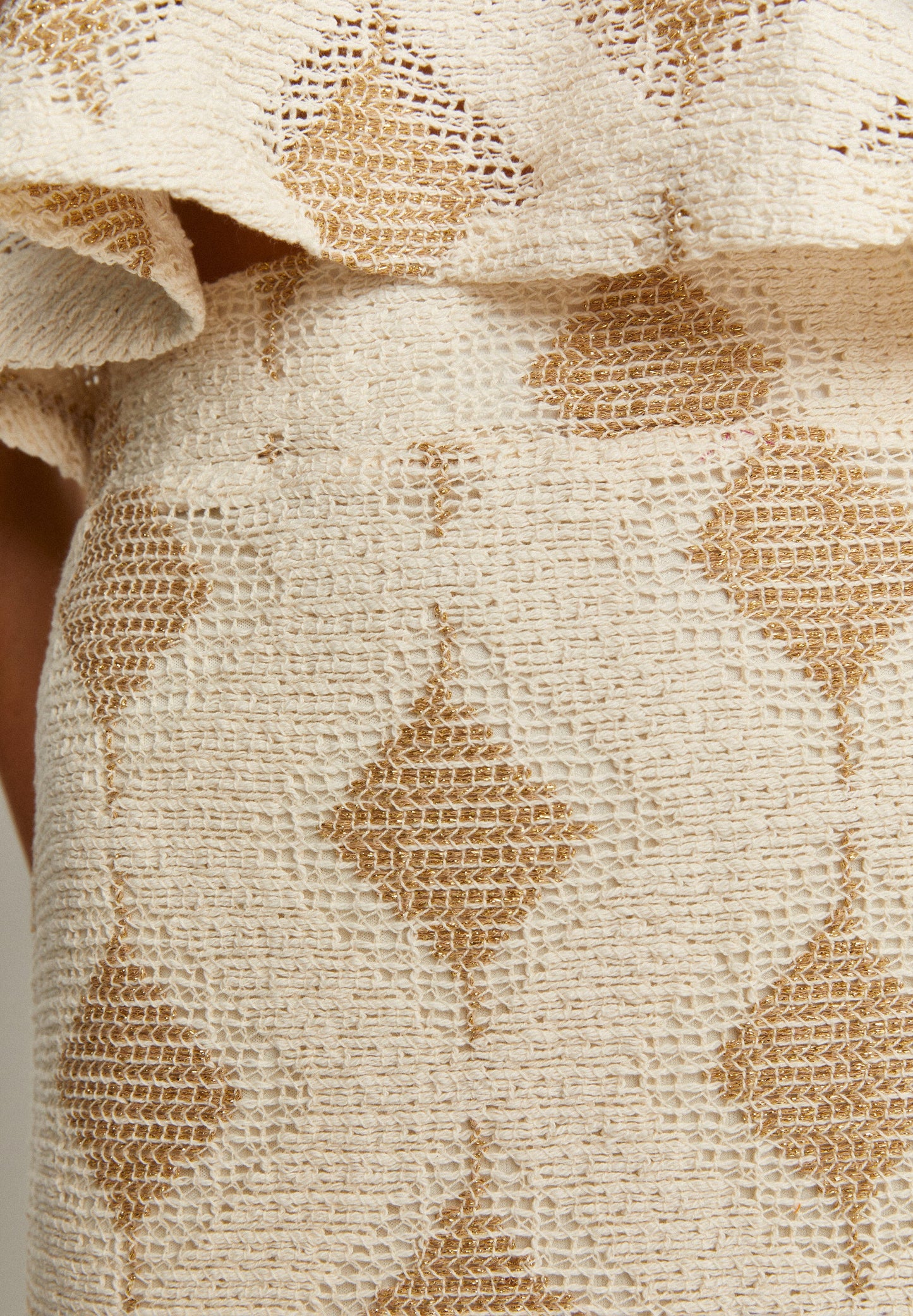 DIAMOND TEXTURED WEAVE KNIT MIDI SKIRT